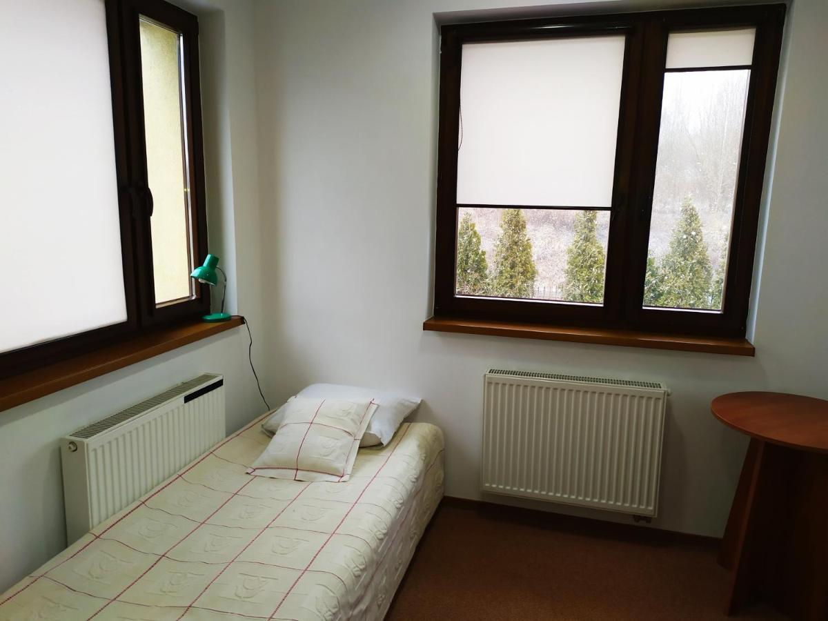 Gosciniec Czarci Mlyn Bed and Breakfast Będzin Exteriör bild